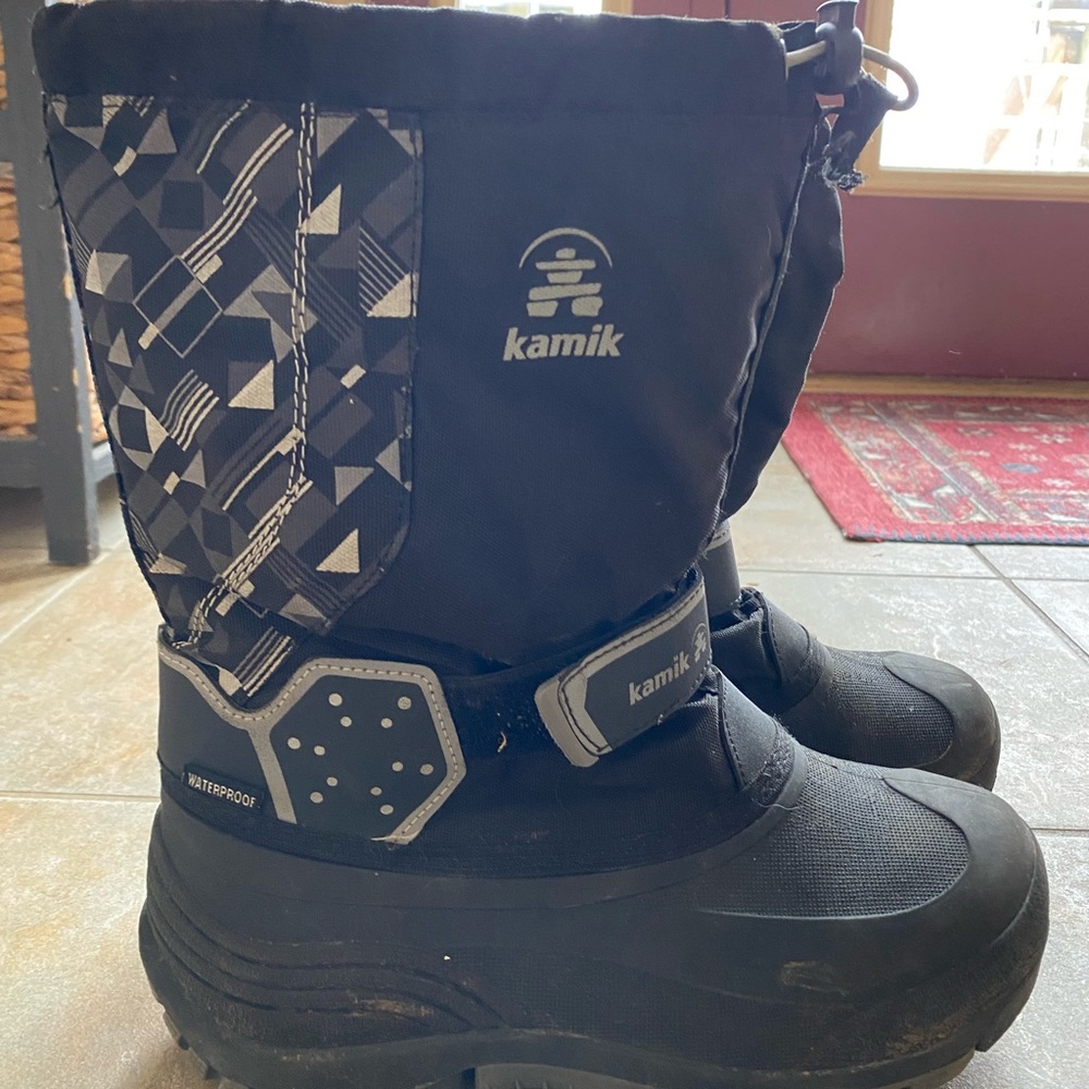 Kamik snow boots kids 7